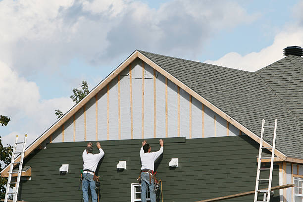 Professional Emergency Siding Repair technician working in Medina, OH
